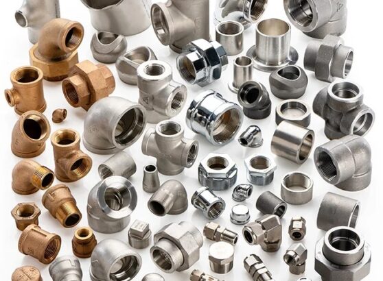 ASTM A182 F5 is a Chromium-Molybdenum (5% Cr, 0.5% Mo) alloy steel grade known for: