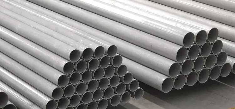 Grade 316L is an austenitic stainless steel alloy containing chromium, nickel, and molybdenum, with a low carbon content (≤0.03%). This combination enhances its corrosion resistance and weldability while reducing the risk of sensitization during welding or heat exposure.